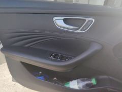 Roewe D7 PHEV 1.5L 125km Edition - photo 13