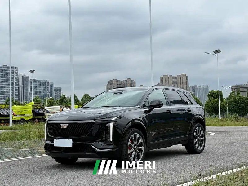 Cadillac XT5 2.0T Platinum - автомобиль из Китая
