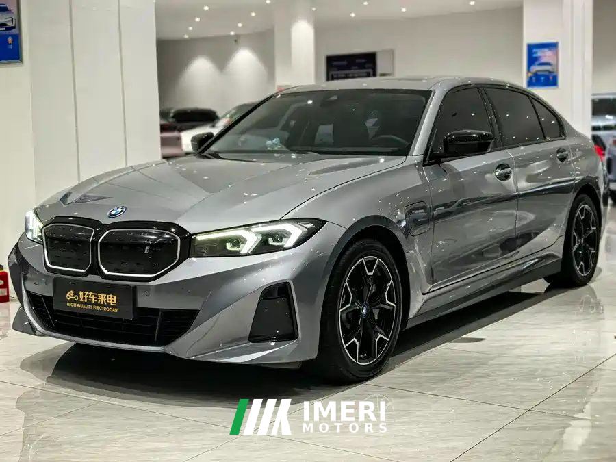 BMW i3 eDrive 40 L Midnight Edition Package