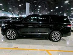 Lincoln Navigator 3.5T Edition - ფოტო 19