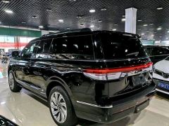 Lincoln Navigator 3.5T Edition - ფოტო 20