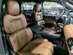 Lincoln Navigator 3.5T Edition - ფოტო 9