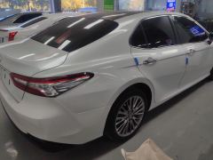 Toyota Camry Dual-Engine 2.5HG Luxury Edition - фото 2