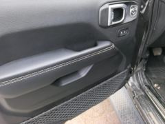 Jeep Wrangler 2.0T Sahara Edition - photo 13