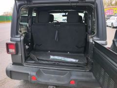 Jeep Wrangler 2.0T Sahara Edition - photo 7