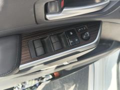 Toyota Gravia Dual-Engine 2.5L 4WD Premier Plus Edition - фото 13