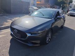Mazda3 Axela 2.0L Automatic Luster Edition - фото 1