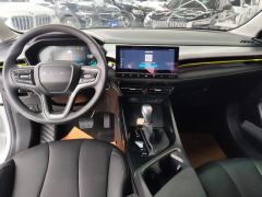 Roewe MG i5 Facelift 1.5L CVT Diamond Edition - ფოტო 16