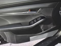 Mazda3 Axela 2.0L Automatic Elegant Edition - ფოტო 12