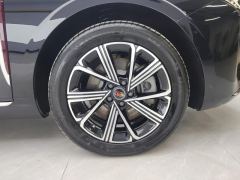 FAW H5 PHEV Hongqi H5 (2020 1.5T DCT Qiyue version) - ფოტო 6