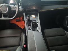 Lynk & Co 03 1.5T Dual Clutch 2WD Strong Pro 5-seater - ფოტო 19