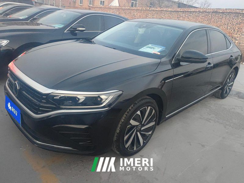Volkswagen Passat 330TSI Luxury Edition - автомобиль из Китая