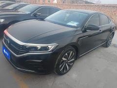 Volkswagen Passat 330TSI Luxury Edition - фото 1