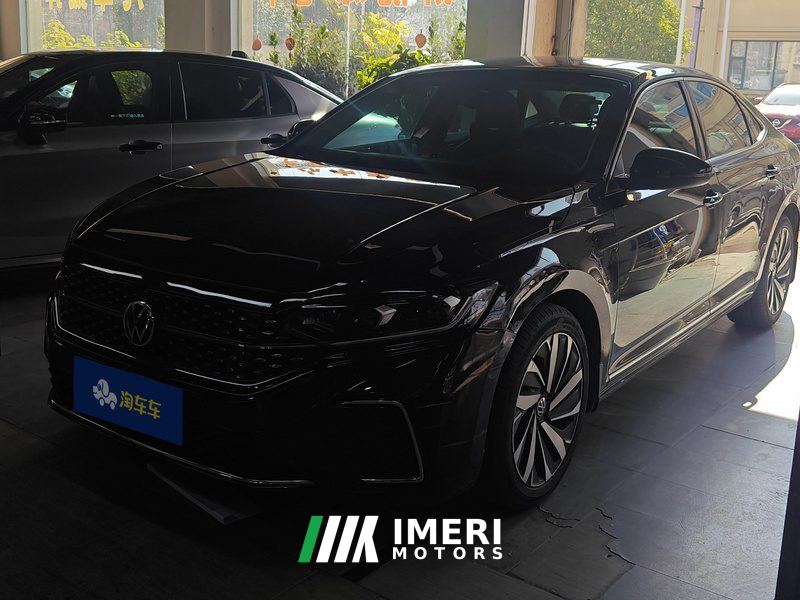 Volkswagen Passat 330TSI Elite Edition - ავტომობილი ჩინეთიდან