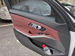 BMW 3 Series 320Li M Sport Package - ფოტო 12