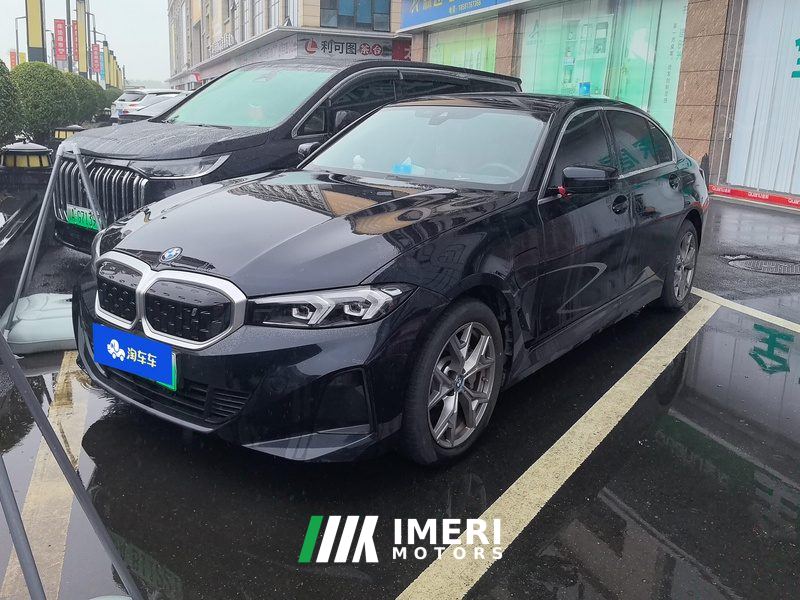 BMW i3 eDrive 35 L - автомобиль из Китая