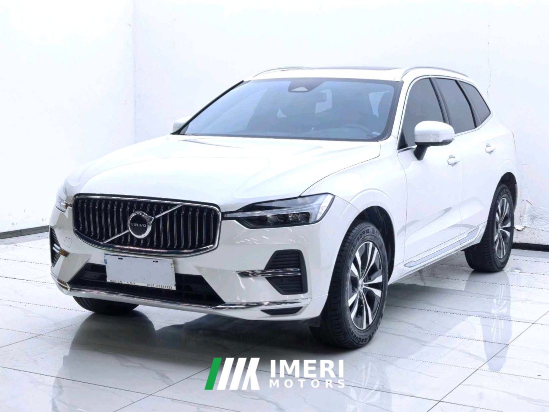 Volvo XC60 B5 AWD Smart Remote Luxury Edition - автомобиль из Китая