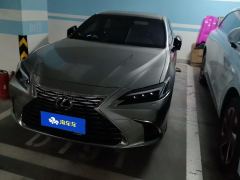 Lexus ES 300h Premium Edition - photo 1
