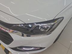 Chevrolet Monza 320 Edition - фото 4
