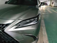 Lexus ES 300h Premium Edition - ფოტო 4