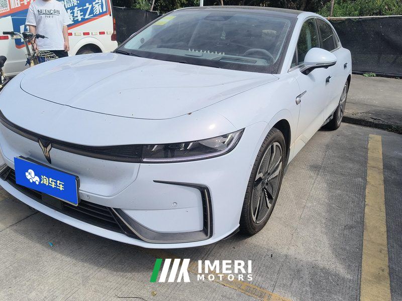 Voyah Zhuiguang Lantu Zhaoguang BEV 580km Standard Endurance Edition
