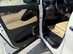 Toyota Alphard Dual-Engine 2.5L Prestige Edition - photo 5