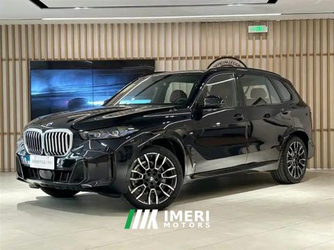 2025 BMW X5 xDrive30Li Deluxe VersionM