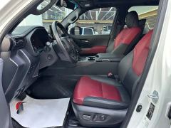 Toyota Land Cruiser 3500 3.5T VX-E - ფოტო 4