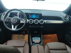 Mercedes-Benz GLB 220 4MATIC - ფოტო 16