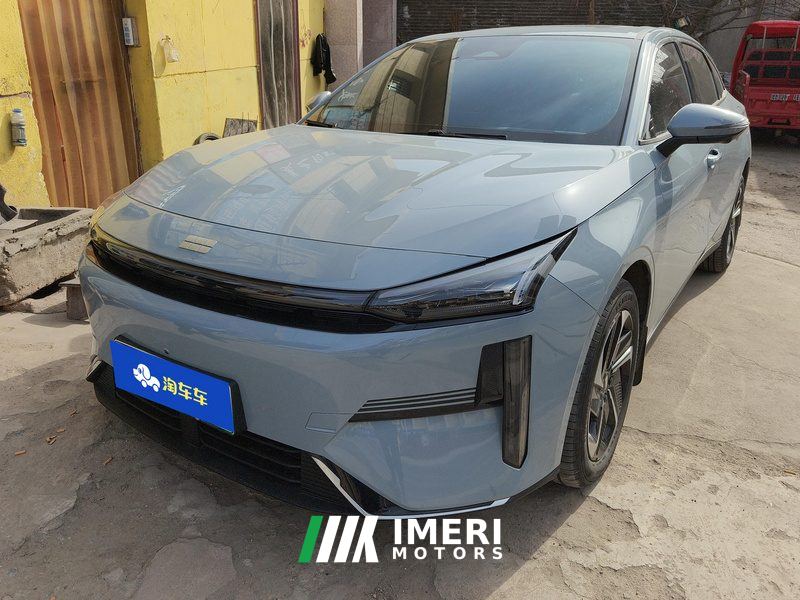 Geely Galaxy L6 EM-i 1.5L 140km Explorer Edition - автомобиль из Китая