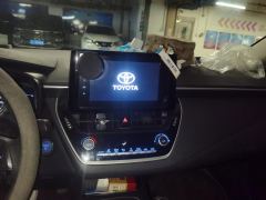 Toyota Corolla Dual-Engine 1.8L E-CVT Pioneer Edition - ფოტო 17
