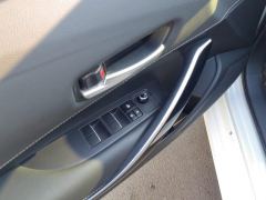 Toyota Corolla Dual-Engine 1.8L Elite Edition - ფოტო 13