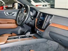 Volvo XC60 B5 AWD Smart Luxury Edition - фото 6