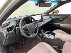 Lexus ES 200 Premium Edition - photo 17