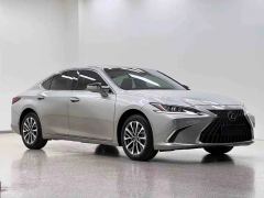 Lexus ES 200 Premium Edition - photo 3