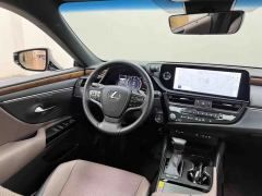 Lexus ES 200 Premium Edition - photo 8