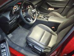 Mazda3 Axela 2.0L Automatic Premium Edition - фото 14