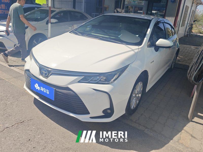 Toyota Corolla Dual-Engine 1.8L E-CVT Elite Edition