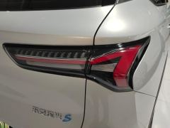 Wuling Starlight S Plug-in Hybrid 1.5L 130km Flagship - photo 5