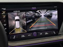 Volkswagen Touareg 3.0T Premium Obsidian Black Sports Suit - photo 10