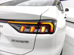 Ford Mondeo EcoBoost 245 Luxury Edition - ფოტო 5