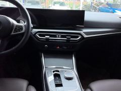 BMW 3 Series 325i M Sport Package - ფოტო 17