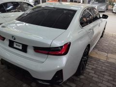 BMW 3 Series 325i M Sport Package - ფოტო 2