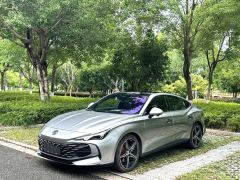 MG7 2.0T Automatic Trophy Apex Edition - ფოტო 1
