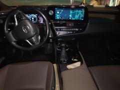 Lexus ES 300h Excellence Edition - photo 16