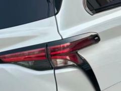 Toyota Sienna Dual-Engine 2.5L Prestige Edition - photo 5