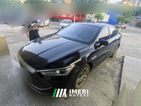 2023 BYD Qin PLUS DM-i Champion Edition 1.5L 120km Leading Edition - car from China