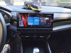 Roewe MG i5 Facelift 1.5L CVT Diamond Edition - ფოტო 17