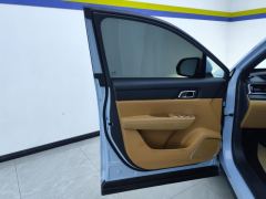 Li Auto Li ONE EREV6 Edition - фото 12