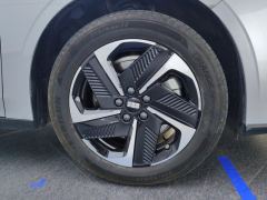 Geely Galaxy L6 EM-i 1.5L 140km Explorer Edition - photo 6